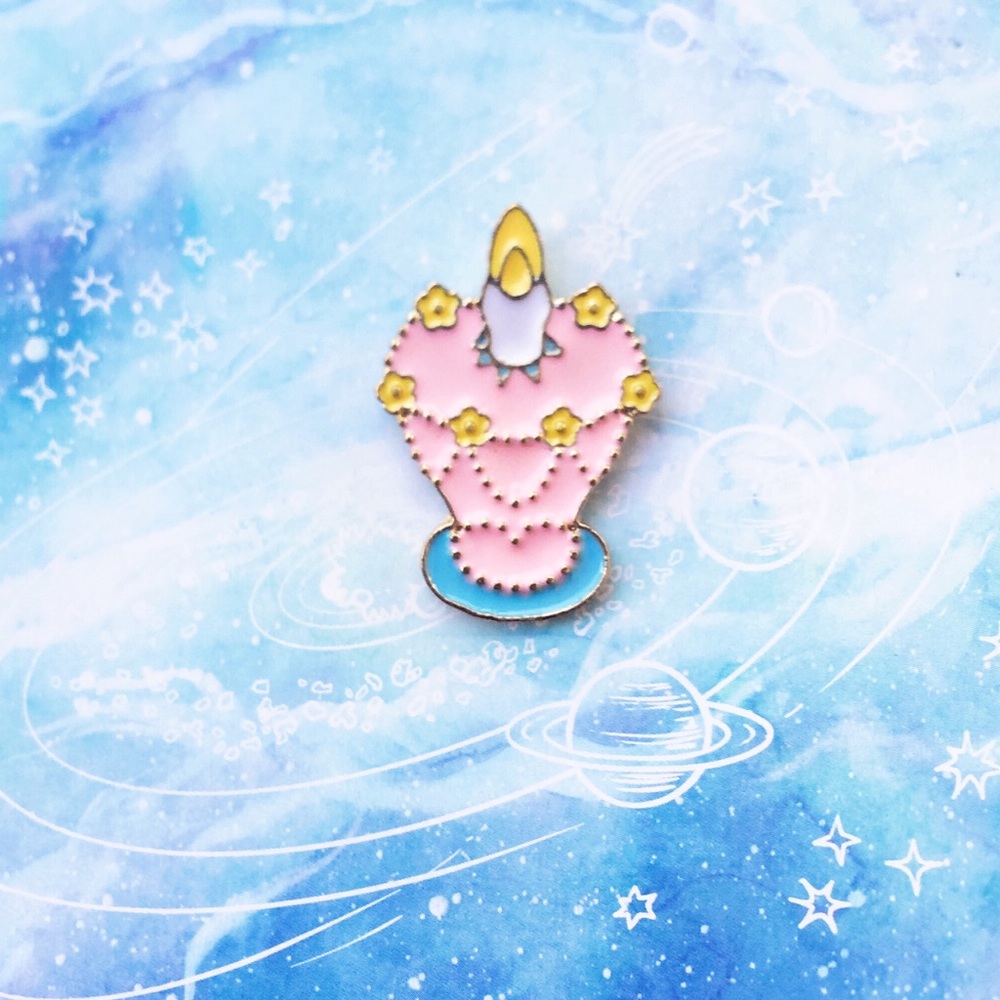 ✨ Pink Cake Pin ✨